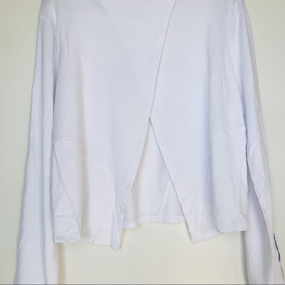NWT Splendid Studio Split Back Striped Sleeve Top… - image 8